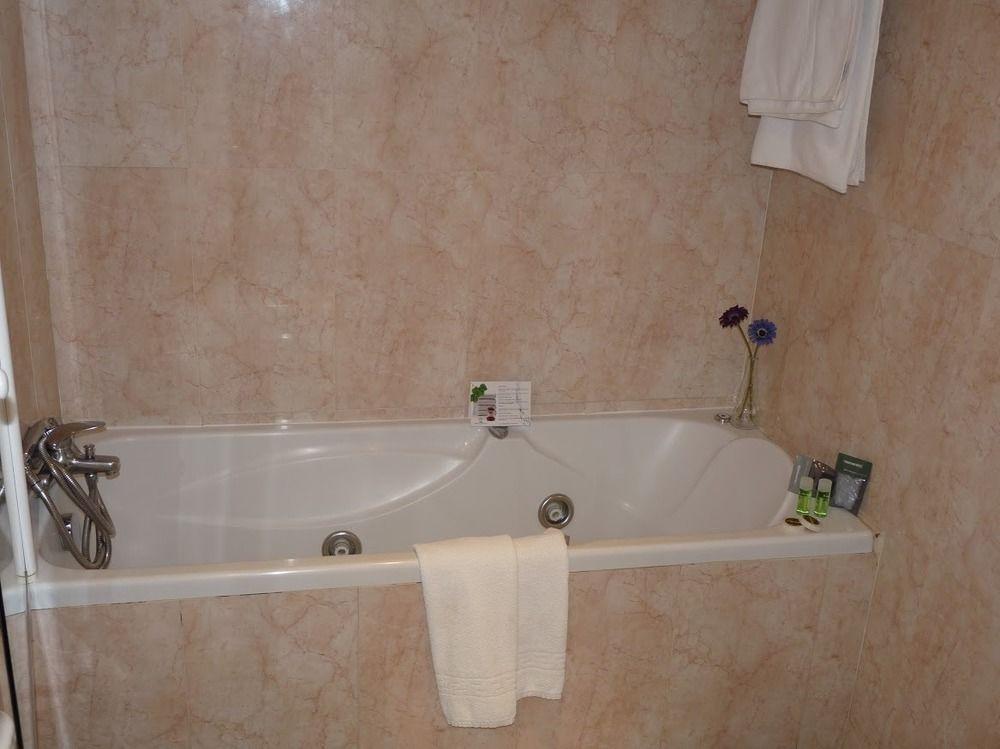 Hotel Jardin De Aranjuez Luaran gambar