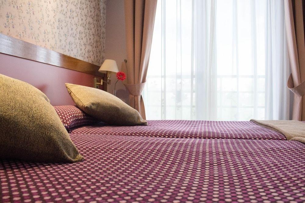 Hotel Jardin De Aranjuez Luaran gambar