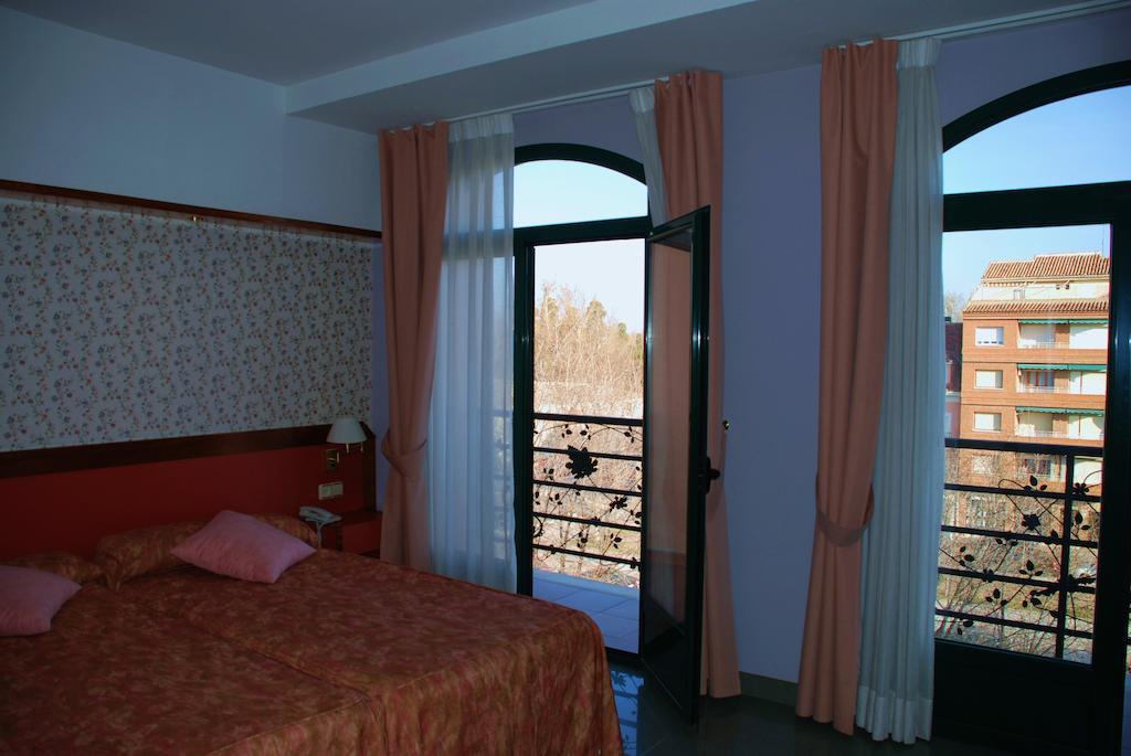 Hotel Jardin De Aranjuez Luaran gambar