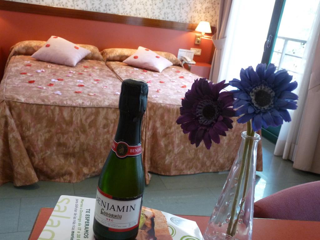 Hotel Jardin De Aranjuez Luaran gambar