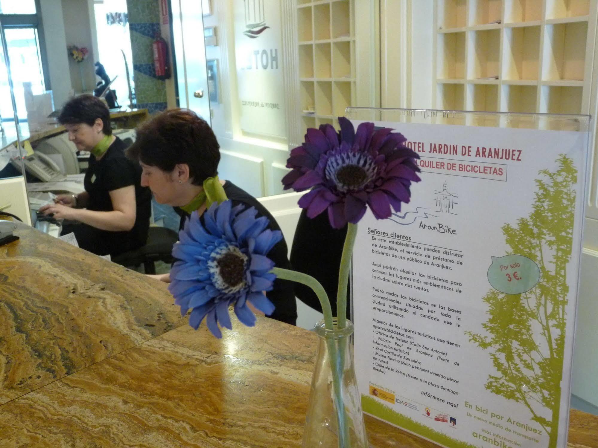 Hotel Jardin De Aranjuez Luaran gambar