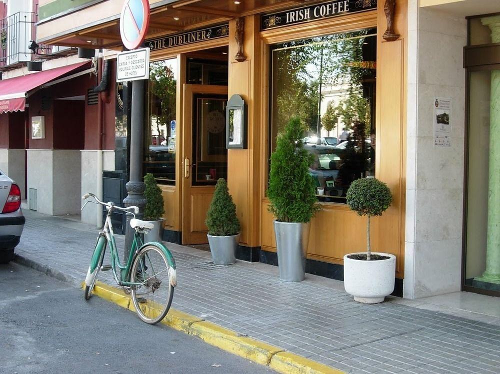 Hotel Jardin De Aranjuez Luaran gambar