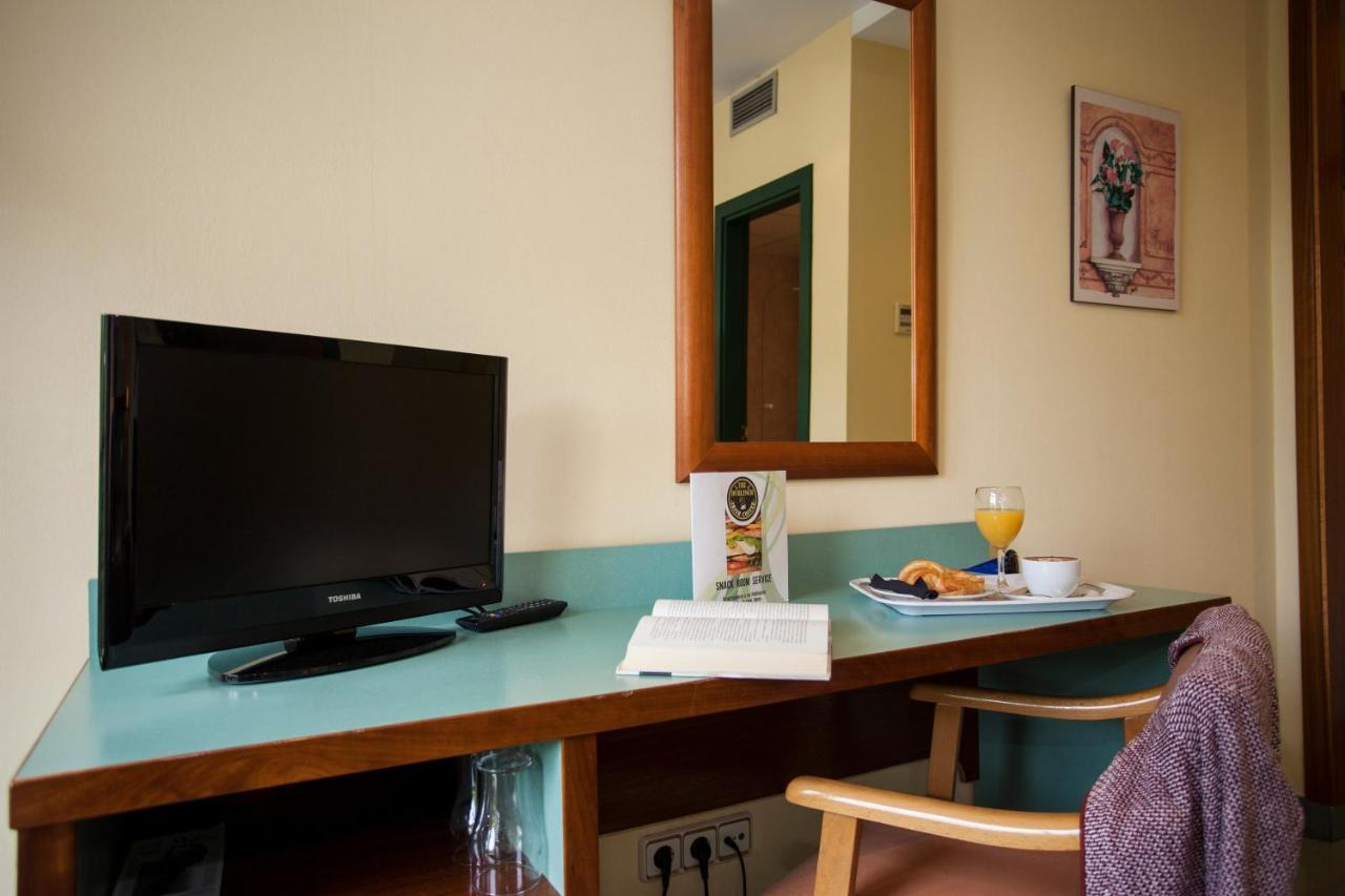 Hotel Jardin De Aranjuez Luaran gambar